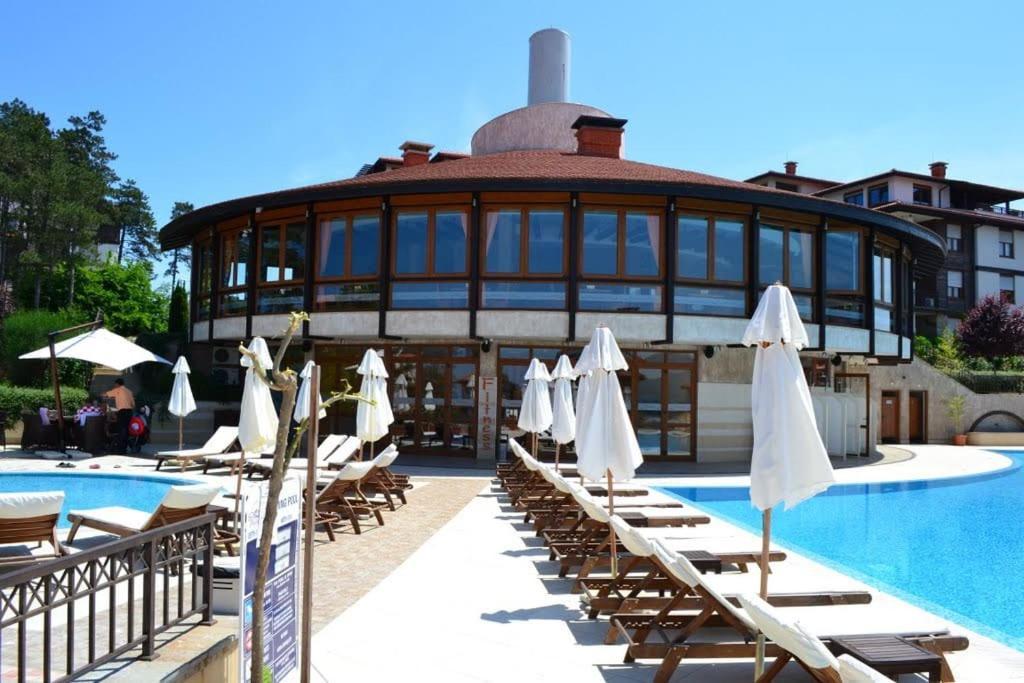 Apartment Lovely In Santa Marina,